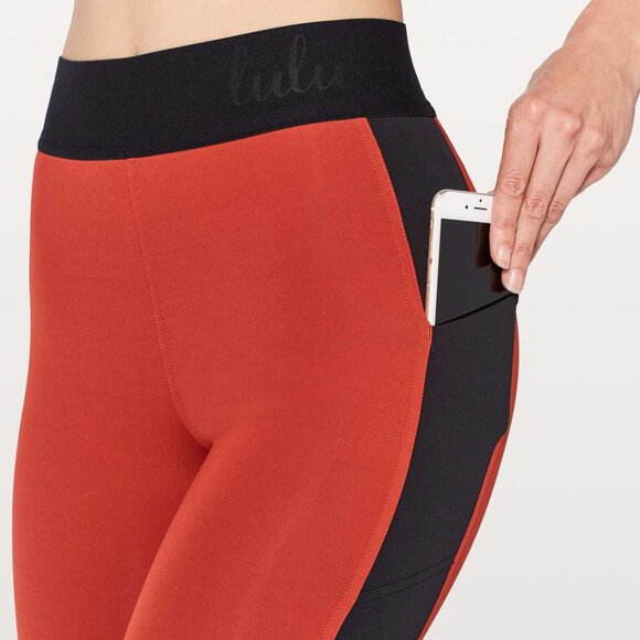 Lululemon Box It Out Tight Bonfire / Black 25" Size 8 - Picture 3 of 6